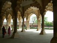 Asisbiz Agra Fort Diwan i Am Hall of Public Audience India Apr 2004 06