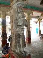 Asisbiz Madurai Alagar Kovil Temple pillars India May 2004 05