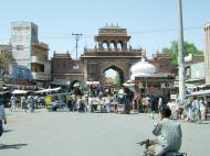 Asisbiz Rajasthan Jodhpur Sardar Market entrance India Apr 2004 02