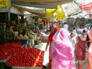 Asisbiz Rajasthan Jodhpur Sardar Market vegetable stalls India Apr 2004 02