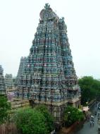 Asisbiz Madurai Sri Meenakshi Temple entrance India May 2005 07