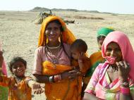 Asisbiz Rajasthan Jaisalmer Thar Desert tribes Gypseys Arp 2004 04