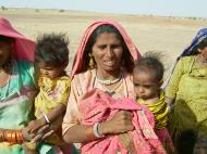 Asisbiz Rajasthan Jaisalmer Thar Desert tribes Gypseys Arp 2004 06