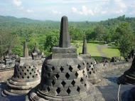 Asisbiz Java Yogyakarta Yogya Borobudur Pagoda stupas Aug 2000 03