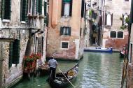Asisbiz Venice Canal Veneto Italy 02