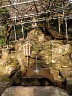 Asisbiz Walk from Nigatsu do to Kasuga taisha spring fountain 01