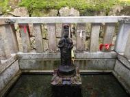 Asisbiz Otowa san Kiyomizu dera Pagoda bodhisattva fountain Kyoto Mar 2010 01