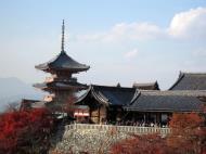 Asisbiz Otowa san Kiyomizu dera Pagoda Kyoto Nov 2009 21