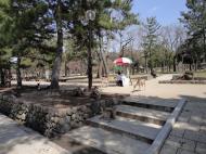 Asisbiz Japanese Deer taking a break from the crowds Nara 01