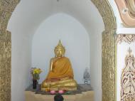 Asisbiz Dhammikarama Burmese Temple main Buddhas Mar 2001 04