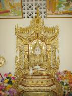 Asisbiz Dhammikarama Burmese Temple main Buddhas Mar 2001 05
