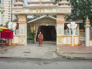 Asisbiz Penang Dhammikarama Burmese Temple Burmah Lane Mar 2001 01