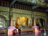 Asisbiz Penang Ke Lok Tempel Ornate Buddhas Mar 2001 14