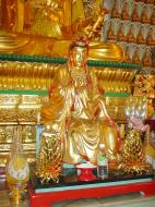 Asisbiz Penang Ke Lok Tempel Ornate Buddhas Mar 2001 18