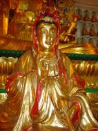 Asisbiz Penang Ke Lok Tempel Ornate Buddhas Mar 2001 20