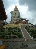 Asisbiz Penang Ke Lok Tempel Ten Thousand Buddhas Pagoda Mar 2001 06