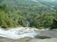 Asisbiz Malaysia Perak Kampar Lata Kinjang Waterfall Mar 2001 02