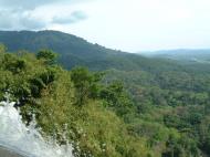 Asisbiz Malaysia Perak Kampar Lata Kinjang Waterfall Mar 2001 06