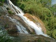 Asisbiz Malaysia Perak Kampar Lata Kinjang Waterfall Mar 2001 15