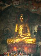 Asisbiz Ipoh San Bao Dong cave main Buddha Jul 2000 03