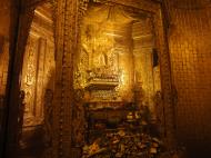 Asisbiz Yangon Botahtaung Pagoda Royal Palace sacred hair relic 2010 01