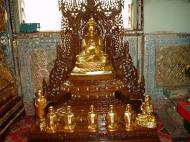 Asisbiz Hmawbi monastery Buddhas Dec 2000 07