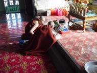 Asisbiz Hmawbi monastery monks Dec 2000 14