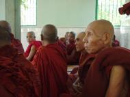 Asisbiz Hmawbi monastery monks Dec 2000 18