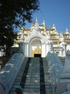 Asisbiz Mandalay Kuthodaw Pagoda worlds largest book Dec 2000 18