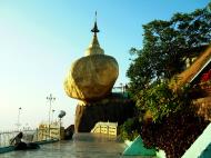 Asisbiz Myanmar Mon State Kyaiktiyo Pagoda Golden Rock 18