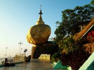 Asisbiz Myanmar Mon State Kyaiktiyo Pagoda Golden Rock 19