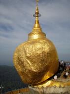 Asisbiz Myanmar Mon State Kyaiktiyo Pagoda Golden Rock 2009 03