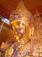 Asisbiz Mahamuni Buddha Maha Myat Muni Paya Nov 2004 03