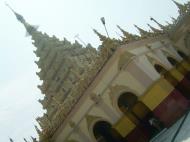 Asisbiz Mandalay Maha Myat Muni pagoda Decor Nov 2004 05