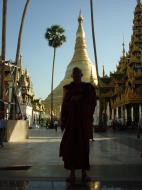 Asisbiz Myanmar Yangon Shwedagon Pagoda main Terrace Dec 2000 01