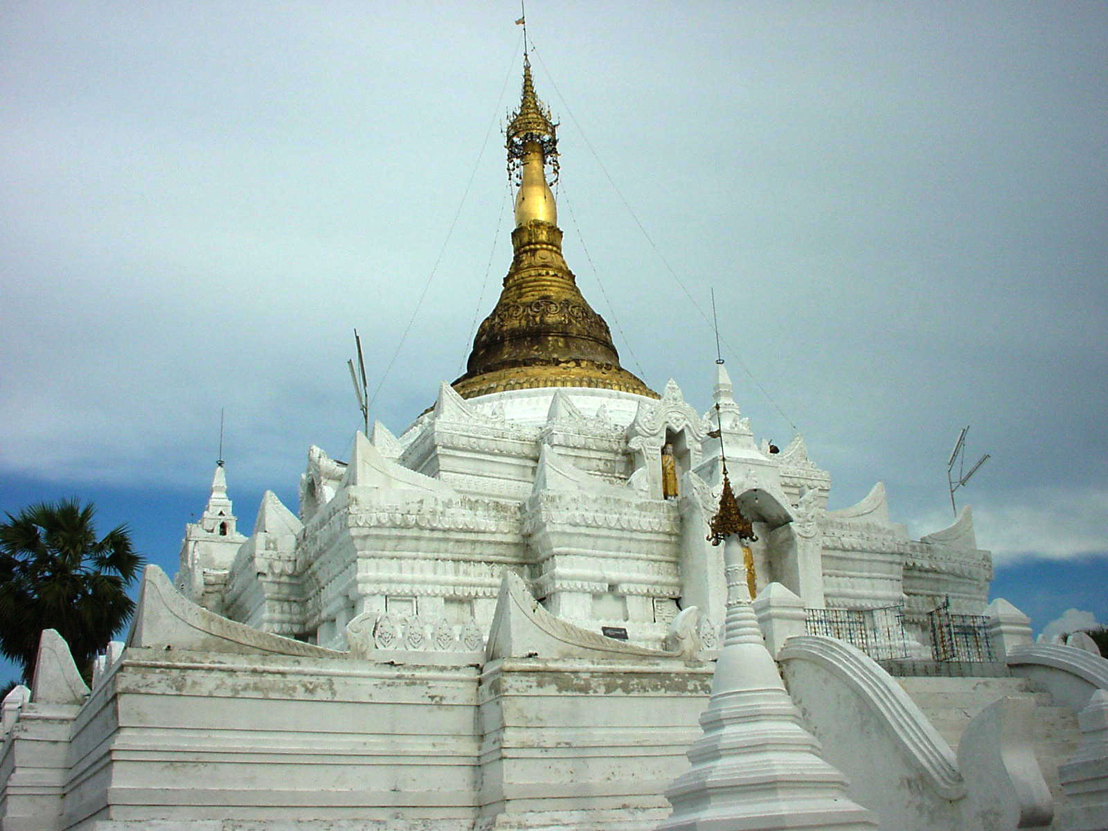 Asisbiz Mon State Thaton Shwe Zan Yan Pagoda Nov 1999 01