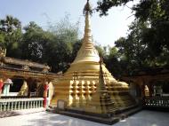 Asisbiz U To near Hle Guu main monastery stupa 2010 02