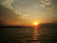 Asisbiz The sunset crossing Batangas San Isdro banca to Tabinay 01