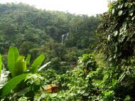 Asisbiz Local tourist hangout Tamaraw Falls Tukuran River Oriental Mindoro Philippines 08