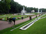 Asisbiz Peterhof Architecture Grand Cascade gardens 01