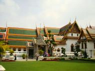 Asisbiz 25 Hor Phra Dhart Monthian Grand Palace Bangkok 2010 01