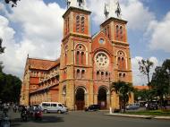 Asisbiz Vietnam Ho Chi Minh City Saigon Notre Dame Cathedral architecture Nov 2009 02