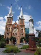 Asisbiz Vietnam Ho Chi Minh City Saigon Notre Dame Cathedral architecture Nov 2009 17