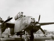 Asisbiz Douglas A 20G Havoc 5AF named Eloise 50 cal guns being cleaned New Guinea 01