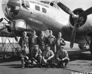 Asisbiz 43 38976 B 17G Fortress 8AF 305BG364BS WEx with Lt Kuhl crew at Chelveston 15th Aug 1944 NA722