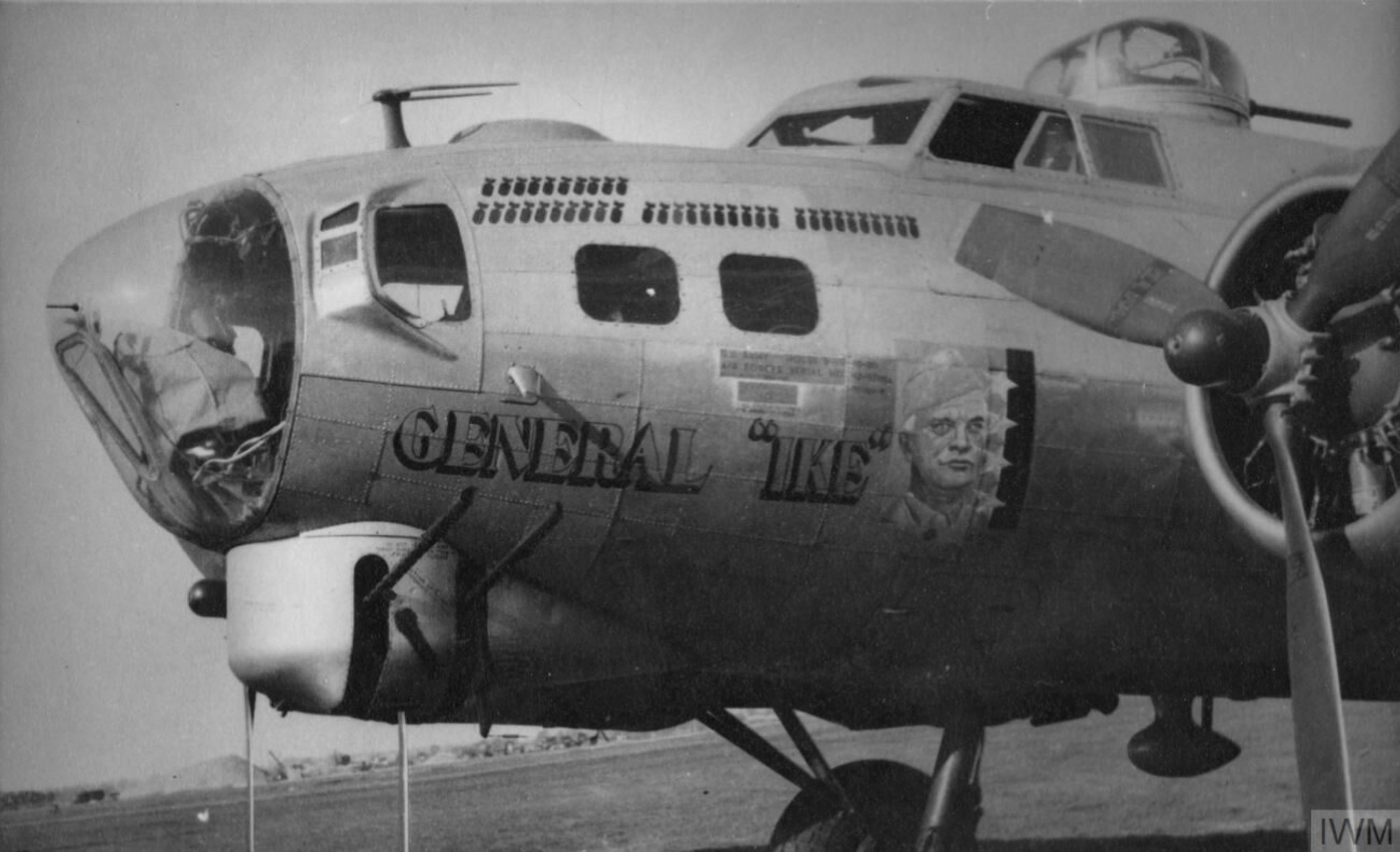 Asisbiz 42 97061 B-17G Fortress 8AF 91BG401BS LLB General Ike nose art ...