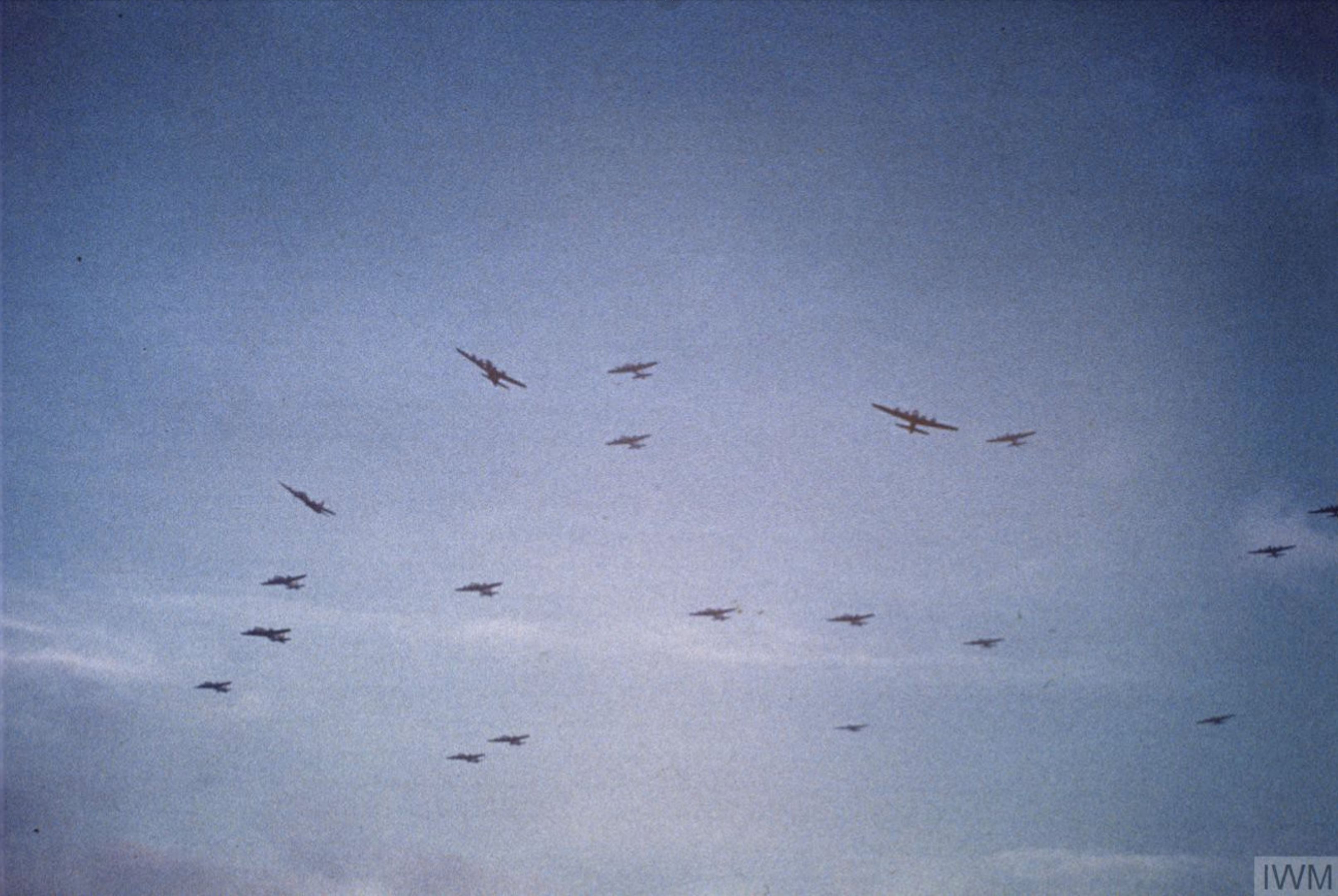 Asisbiz Boeing B-17G Fortresses 8AF 91st Bomb Group Return To ...