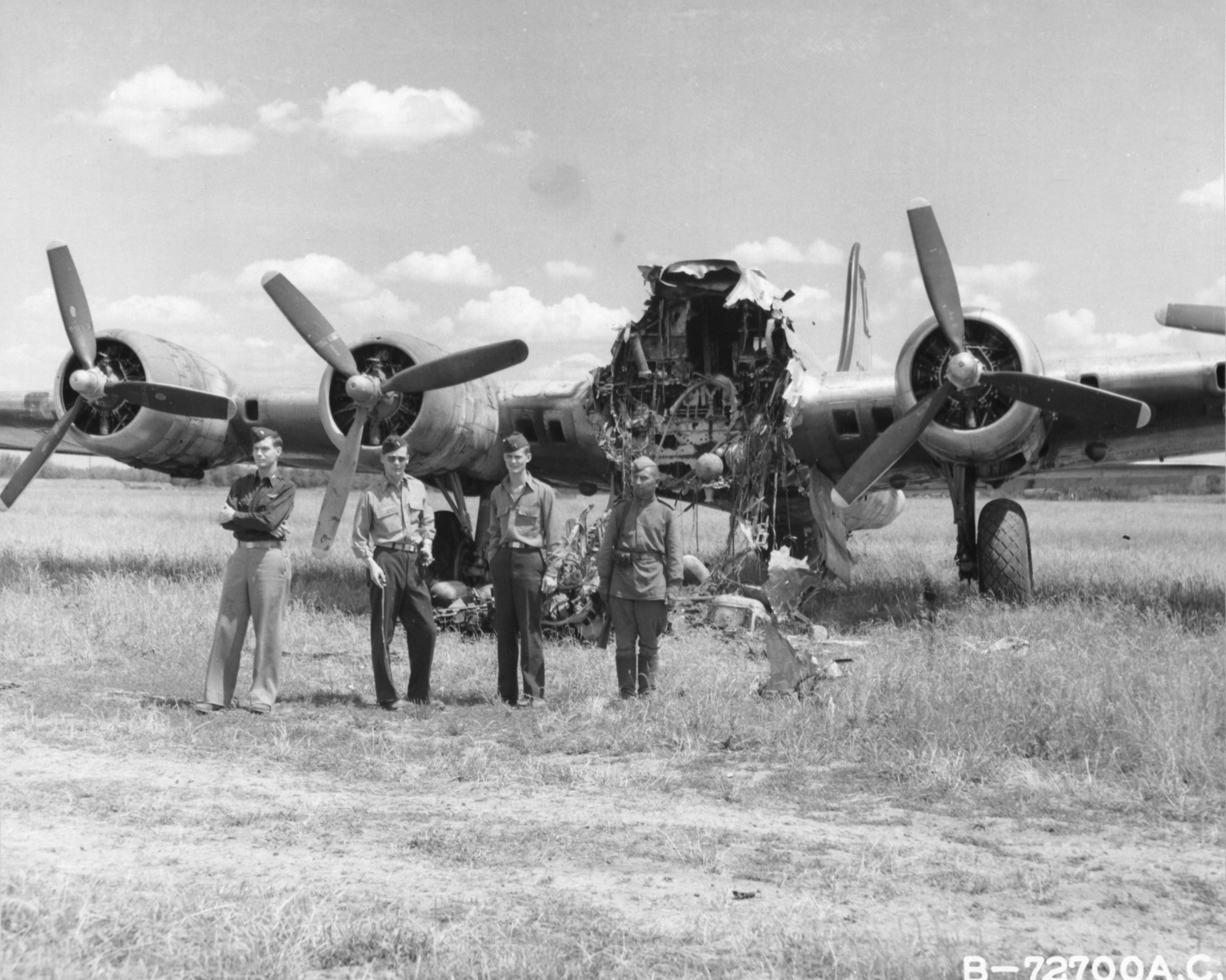 Asisbiz 42 102xxx B-17G Fortress 8AF 96BG Destroyed On Ground Operation ...