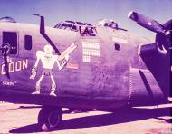 Asisbiz 41 24183 B 24D Liberator 14AF 308BG374BS The Goon with crew nose art left side Chengkung China 8th Aug 1944 02