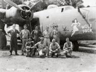 Asisbiz 42 73476 B 24J Liberator 5AF 43BG403BS Wolf Pack at Dobodura Airfield Papua New Guinea 9th Feb 1944 01